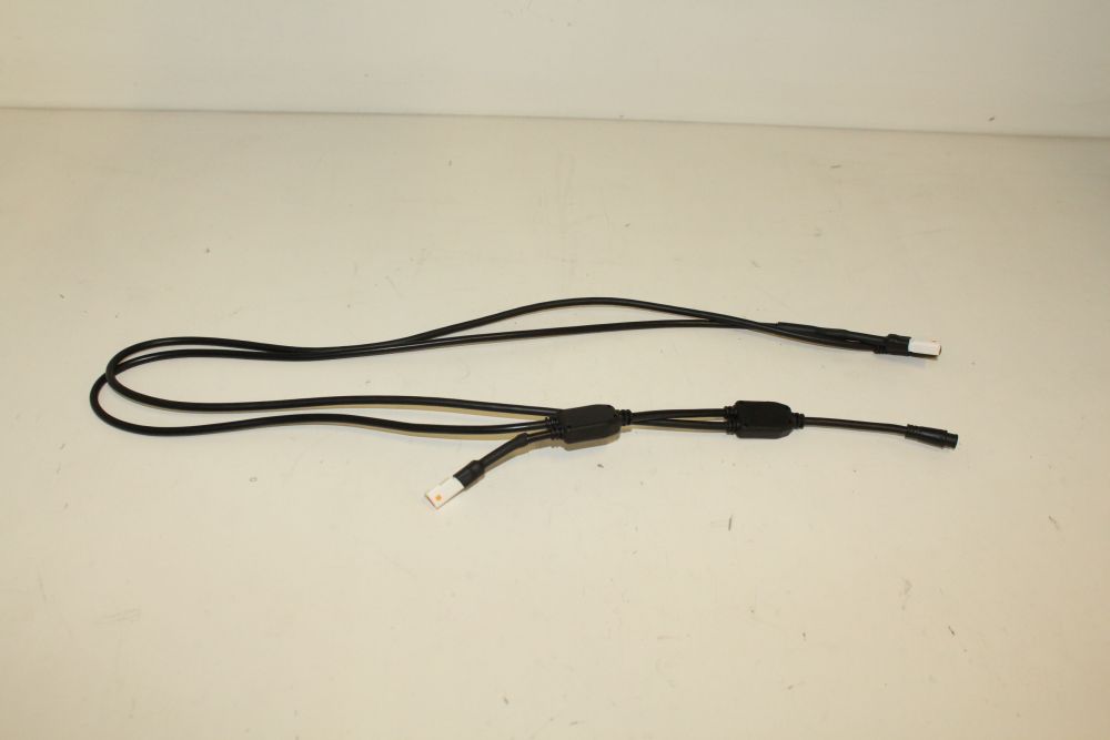 CABLE M80-DISPLAY/2XJST(FRONT-&REARLIGHT) L=860